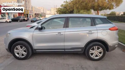 Geely Emgrand X7 4
