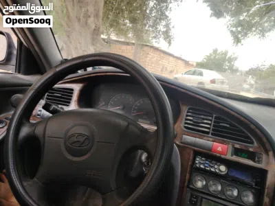 هيونداي افانتي Standard 4