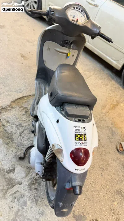 Piaggio BV 200 3