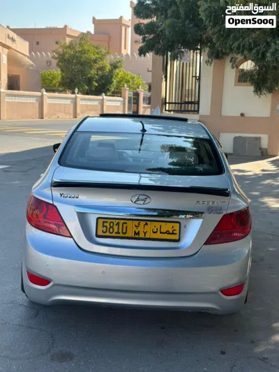 سائق خاص بسيارة حديثة (اكسنت) لتوصيل الموظفين والعوائل والمشاوير الخاصة 4