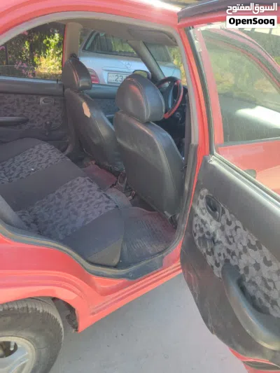 Hyundai Accent Standard 3