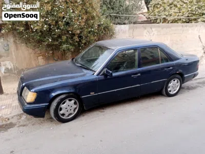 Mercedes Benz E-Class E 200 4