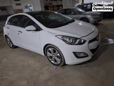 هيونداي i30 GL 4