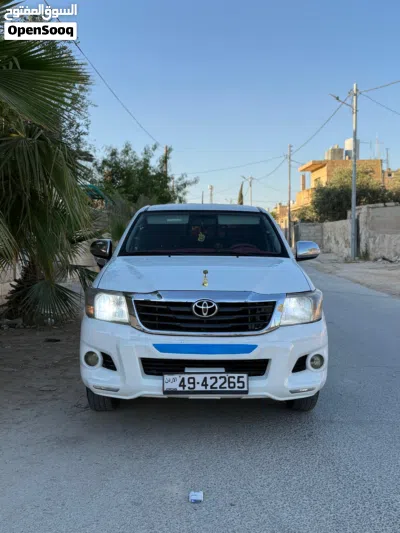 Toyota Hilux GLX 3