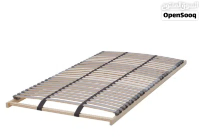 تخت حجم كنج مع فرشة و خزانة جانبية King Size Bed and mattress 3