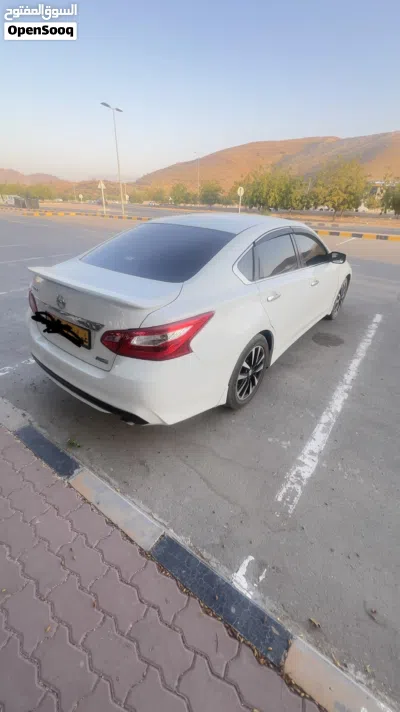 نيسان التيما S 4