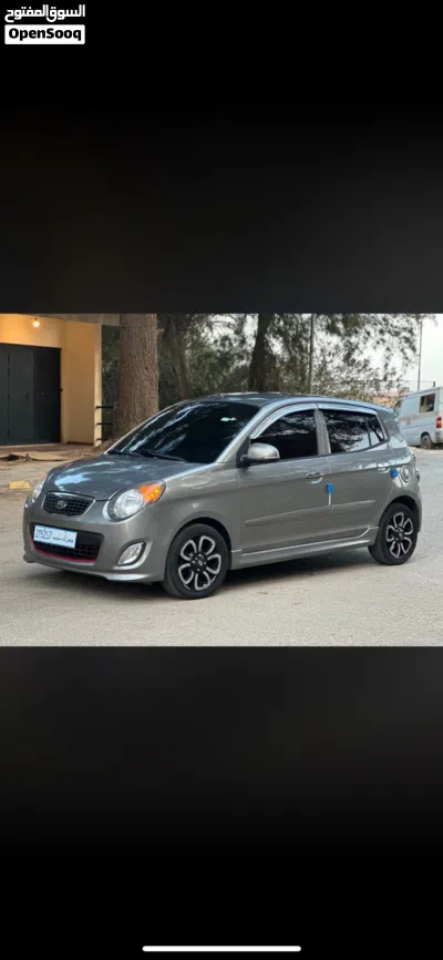 Kia Picanto EX 2