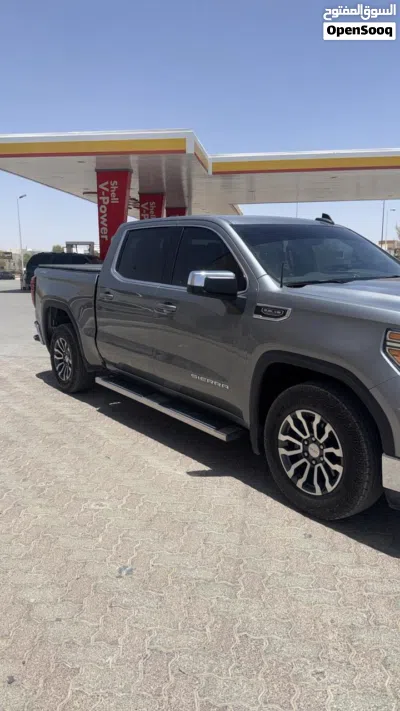 GMC Sierra 1500 SLE 2