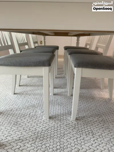 IKEA dinning table 4