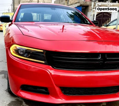 Dodge Charger SXT 4