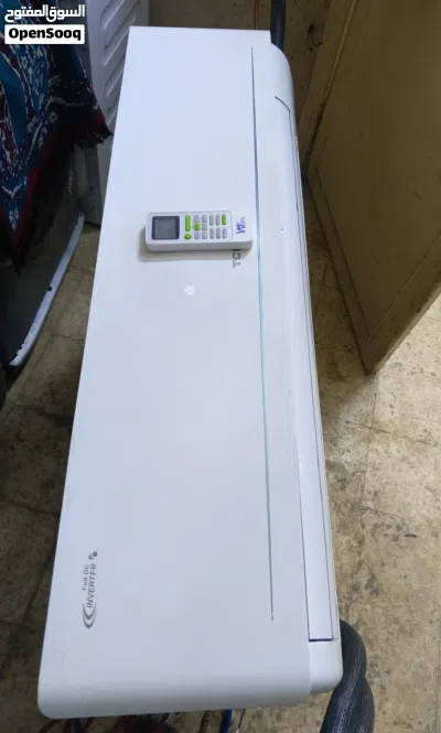 مكيف 2طن TCL فل انفيرتر شغال وبحالة جيدة جدا غاز محبوس داخل الجهاز مع 4متر مواسير السعر 240دينار 4