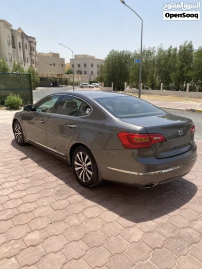 Kia Cadenza Standard 2