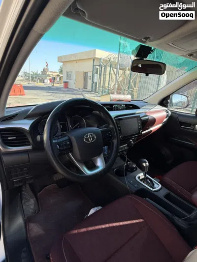 Toyota Hilux Standard 4