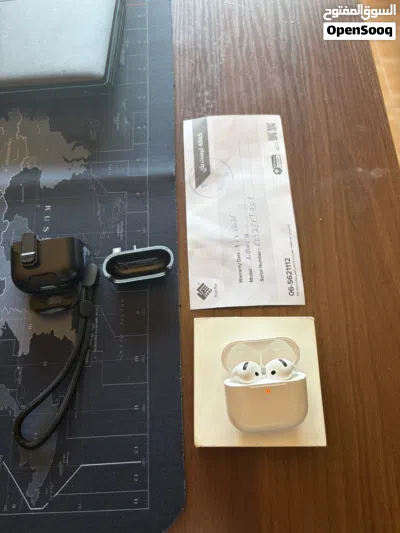 Airpods 4 استعمال خفيف 2