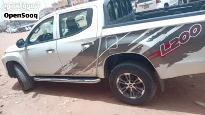 Mitsubishi L200 Standard 4