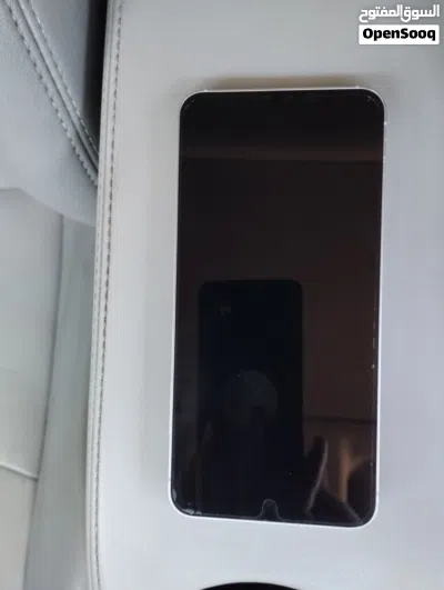 للبيع الفوري جهاز SAMSUNG S25 256 GB معه كرتونه وارد شرق أوسط الجهاز نضيف جدا مش مفتوح ولا مصلح 2
