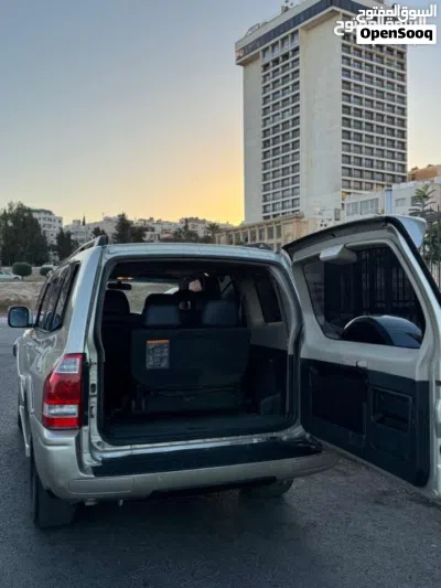 ميتسوبيشي باجيرو GLS 4