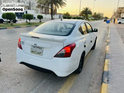 Nissan Sunny S 4