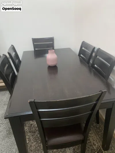 كنبات وطاولة اكل 2