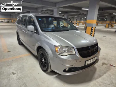 Dodge Caravan SXT Plus 2