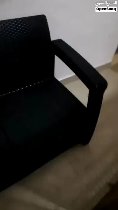 طقم كنب بلاستيك للحدائق وعجله هوائيه 4