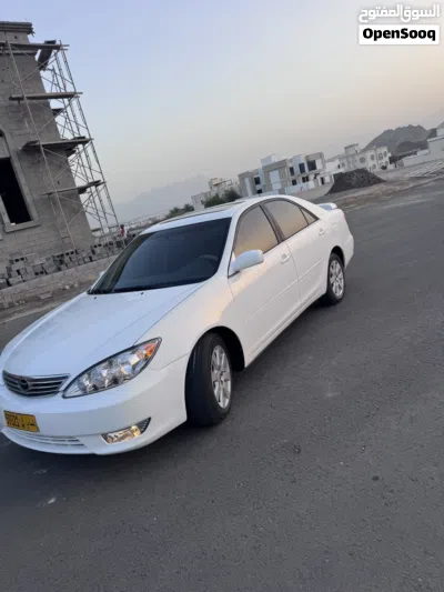 Toyota Camry SE 3