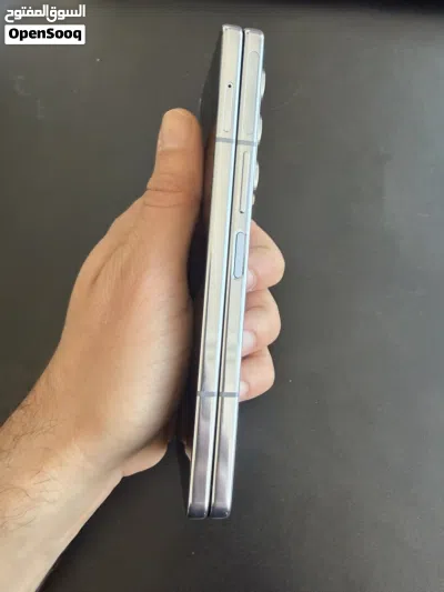 Z fold 5 ice bluo وكاله 2