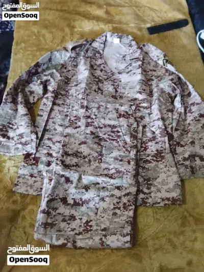 بدلتين عسكرتين للبيع 3