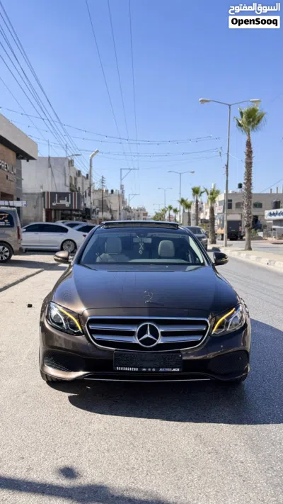 Mercedes Benz E-Class E 200 2