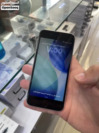 iPhone SE2 2020 - ios 26.5 - price 80JD 2