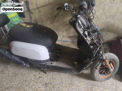 Yamaha XMAX 2