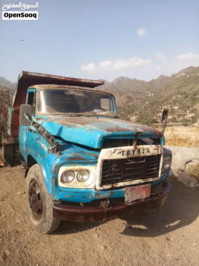 قلاب تايوتا موديل 78نظيف مكينه كرت توائر جدد صندوق جديد السعر عرطه با20الف سعودي وين المتعرطين 3
