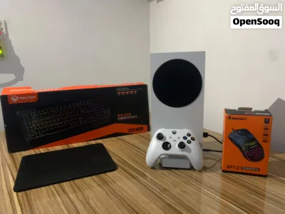 شباب.. للبيع جهاز Xbox Series S (استخدام نظيف وشرط الفحص). الجهاز كامل مكمل وجاهز فوراً للمتعة وا 2