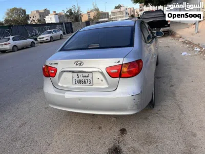 Hyundai Avante SE 2