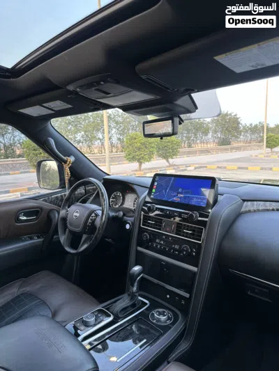 Nissan Armada Platinum 4