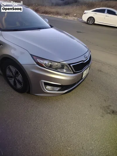 Kia Optima Standard 2