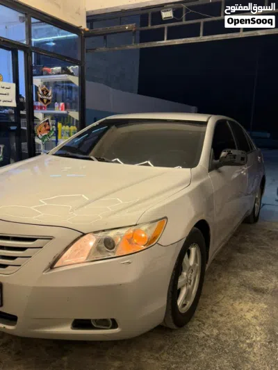 Toyota Camry XLE 3