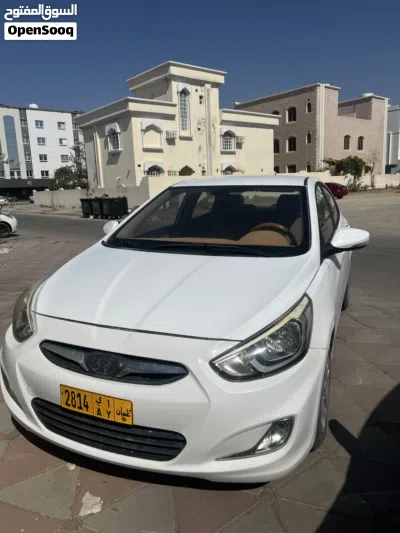 Hyundai Accent Standard 4