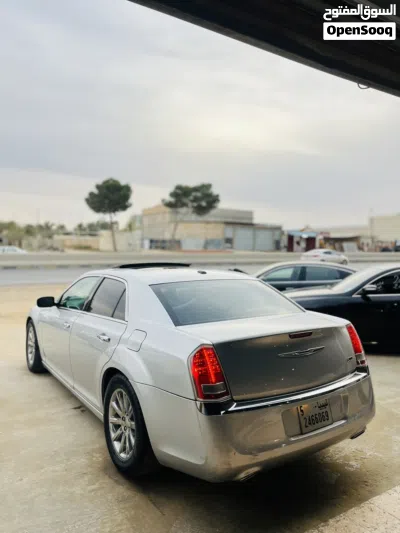 كرايسلر 300 Touring 2