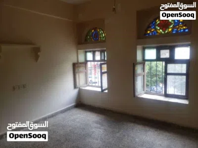 شقة في حدة. شارع بيروت ..تواصل مع المالك 2