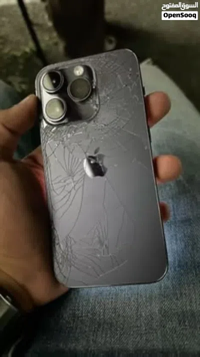We buy all mobile phones . Used,broken,& woeking 3