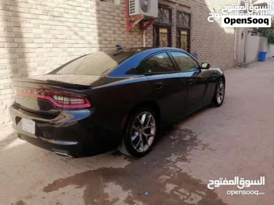 Dodge Charger SXT 3
