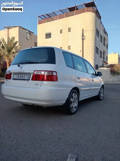 Kia Carens Luxury 2