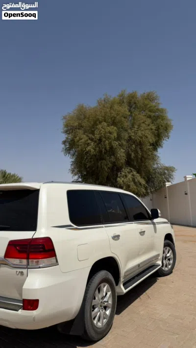 Toyota Land Cruiser GX 4