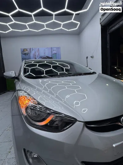 Hyundai Avante Limited 4