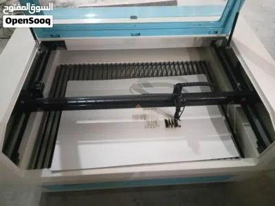 ماكنة co2 laser مستعملة بحالة الوكالة 4