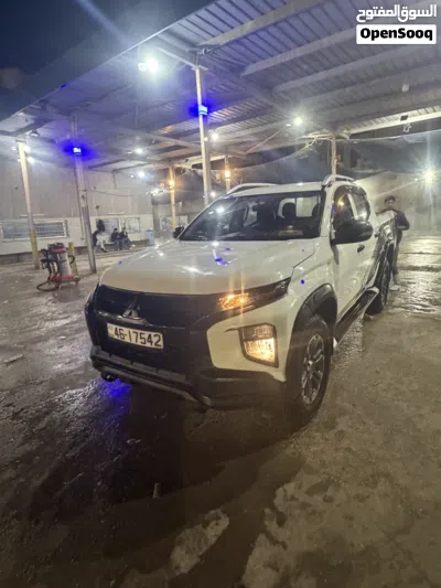 Mitsubishi L200 Standard 3