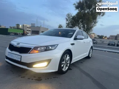 Kia K5 Standard 4