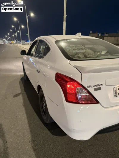 Nissan Sunny SV 2