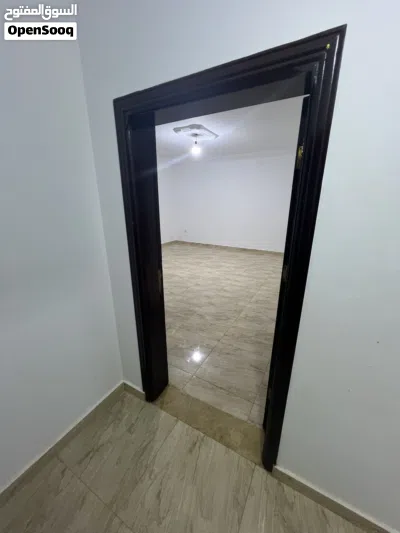 شقة ارضيه في ارض لملوم عمارات الضمان 4